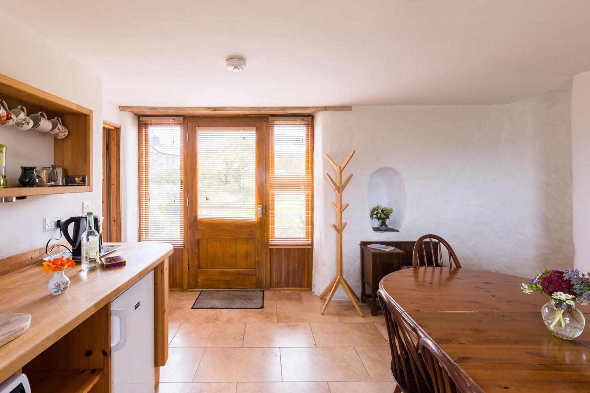 The Workshop- Eco Cottage By The Coastal Path Goodwick 外观 照片